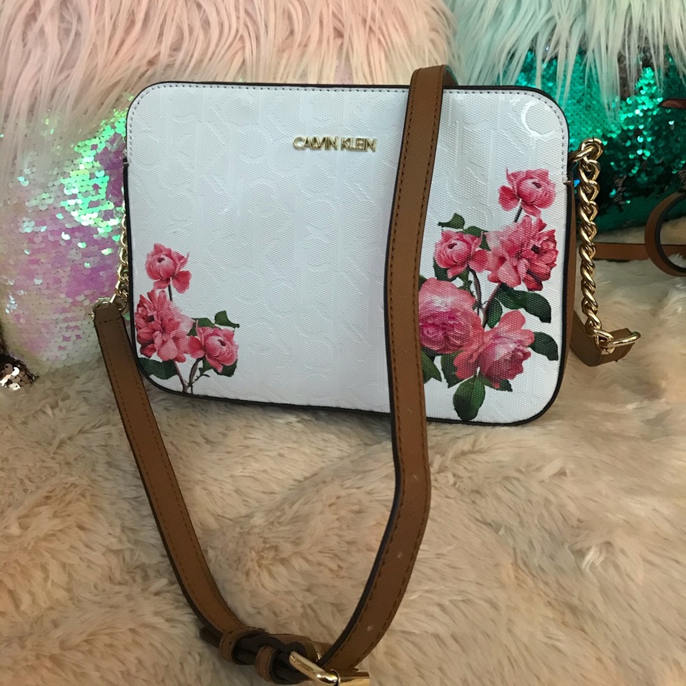 Calvin Klein Crossbody bag 💼